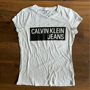 🔥4/$20 Calvin Klein Tshirt